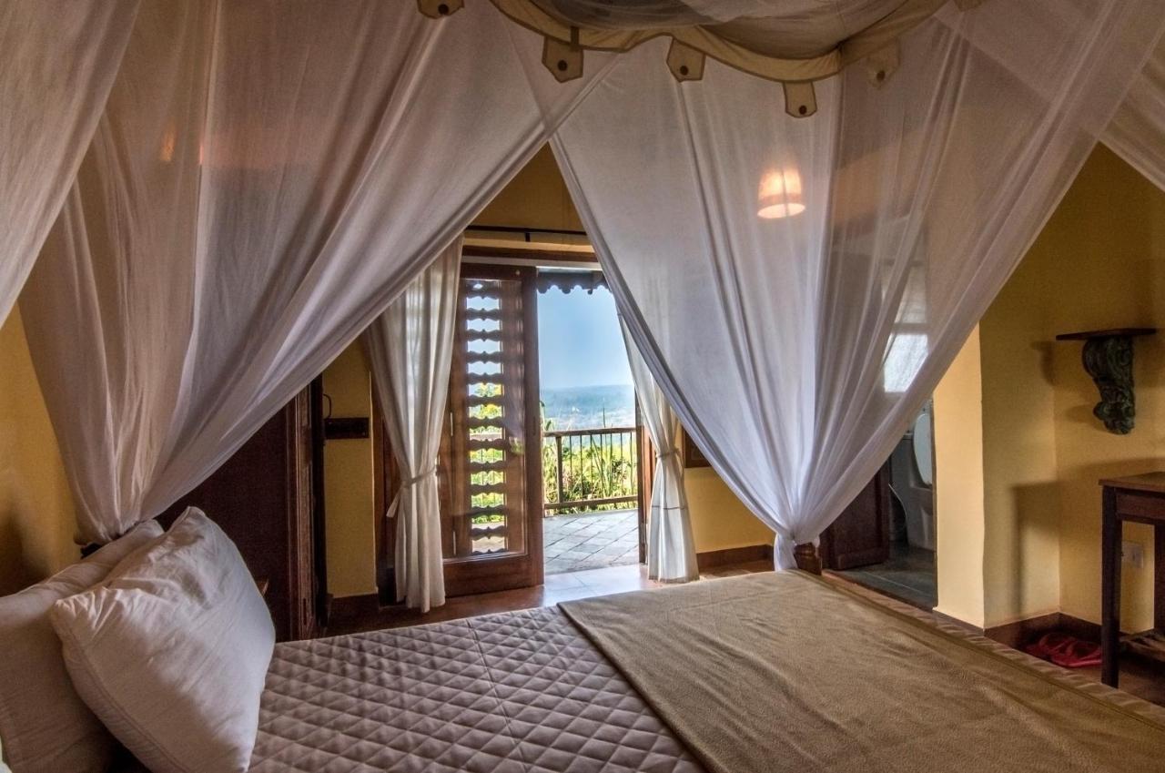 Saffronstays Villa 270, Dāpoli Dış mekan fotoğraf